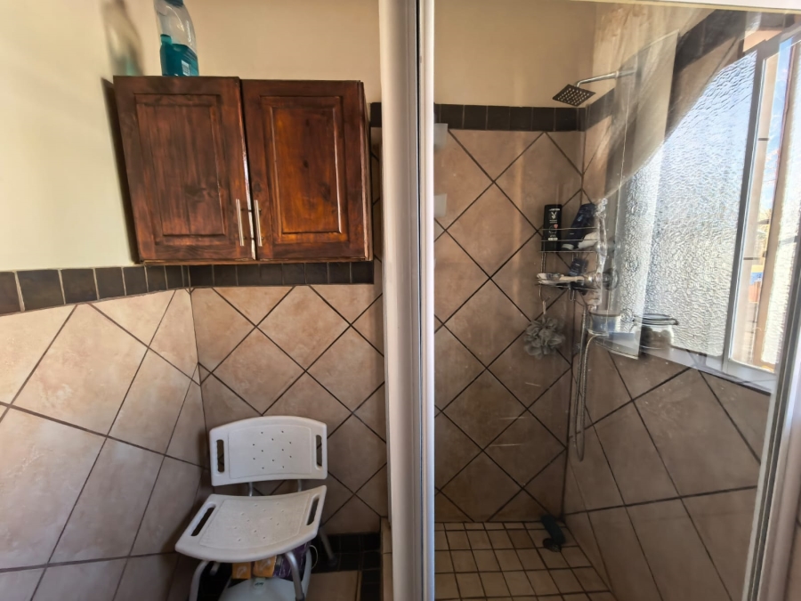 4 Bedroom Property for Sale in Parys Free State